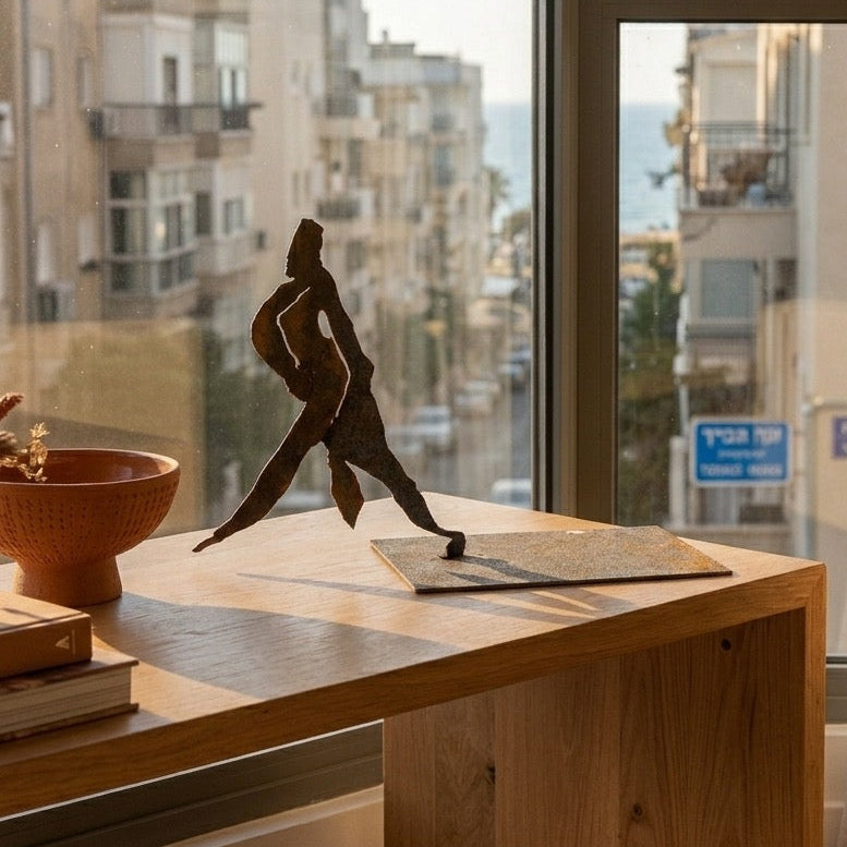 A path the eagle has not known | Sculpture - rusted iron